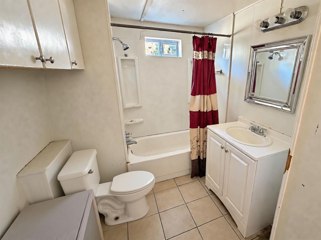 3048 Green Meadows Road Granbury, TX 76049 - Photo 11 of 20 Gallery Image 11