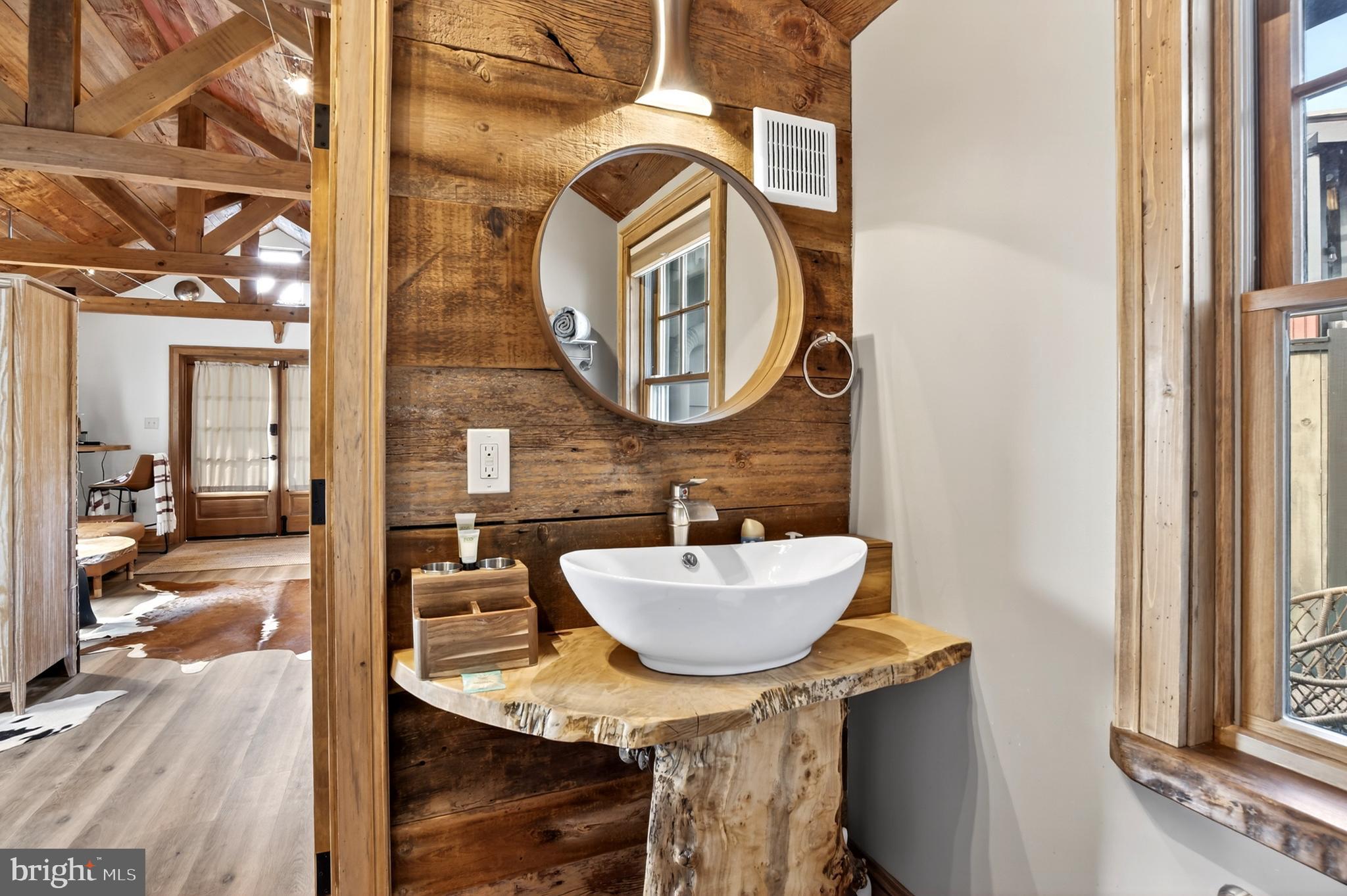 621 Sugars Bridge Road West Chester, PA 19380 - Photo 18 of 27 Studio