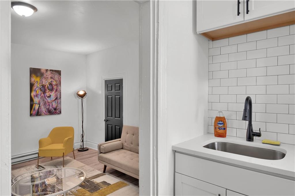 3358 Ridgway Street Pittsburgh, PA 15213 - Photo 7 of 25 Gallery Image 7