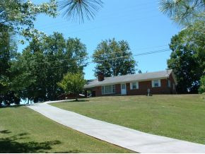 115 Broom Factory Road Greeneville, TN 37743 - Photo 2 of 11 Private Hill Top Setting