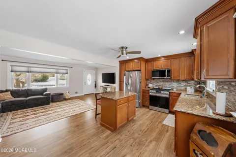 $480,000 | 392 Suburban Drive, Toms River, NJ 08753