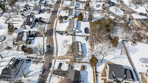 $480,000 | 392 Suburban Drive, Toms River, NJ 08753