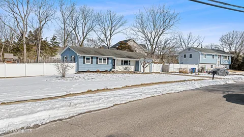 $480,000 | 392 Suburban Drive, Toms River, NJ 08753