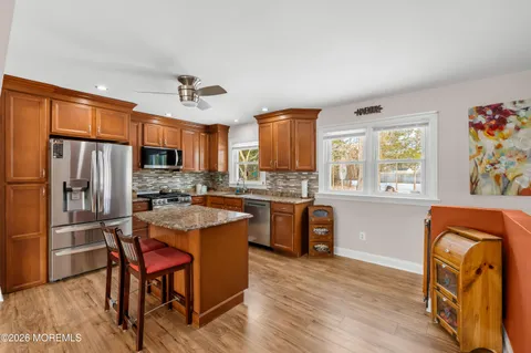 $480,000 | 392 Suburban Drive, Toms River, NJ 08753