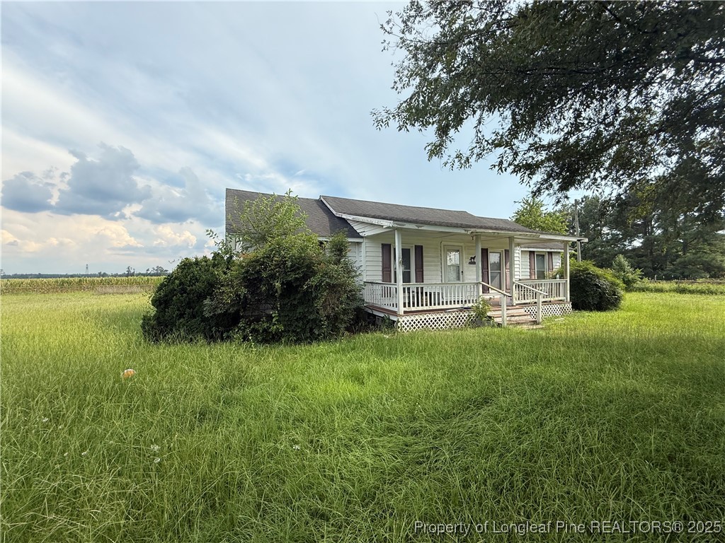 2302 Odom Road Hope Mills, NC 28348 - Photo 2 of 10