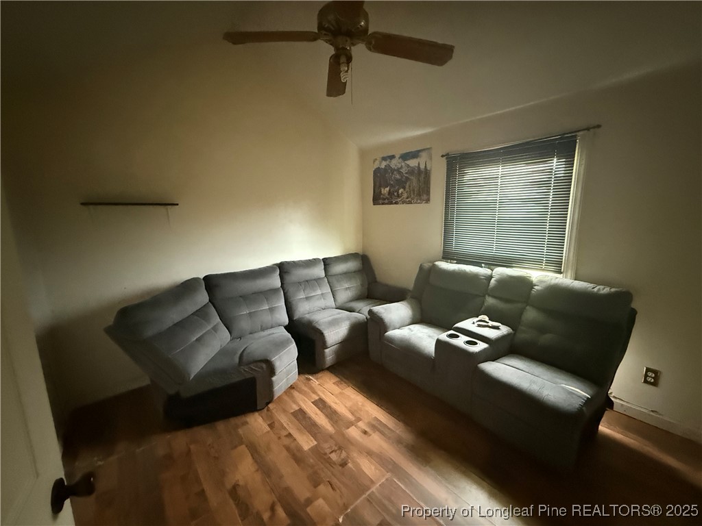 2302 Odom Road Hope Mills, NC 28348 - Photo 4 of 10