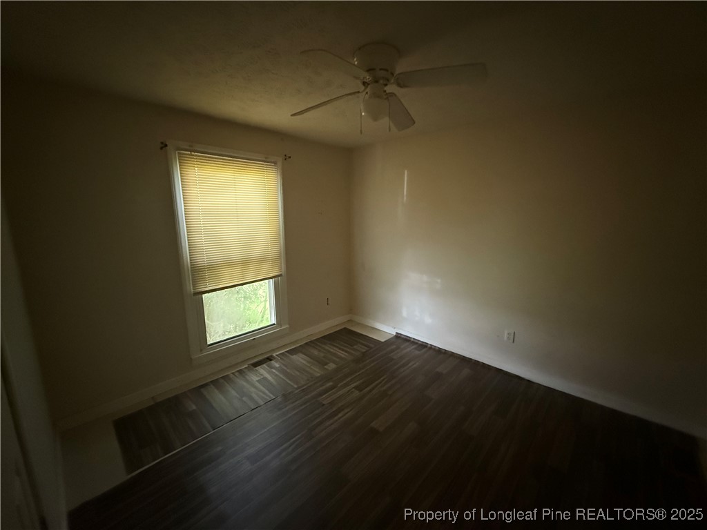 2302 Odom Road Hope Mills, NC 28348 - Photo 7 of 10