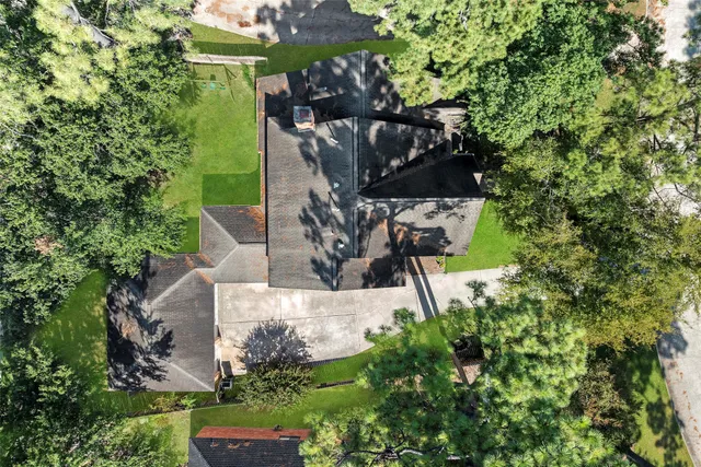 a view of an outdoor space and a yard