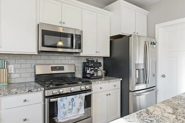 $425,000 | 205 Gailardio, Savoy, IL 61874