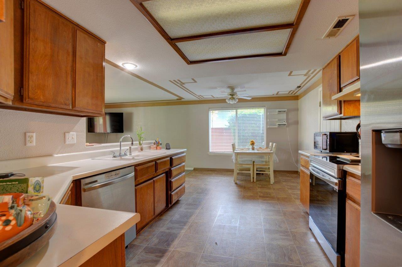 511 Mace Road Medford, OR 97501 - Photo 14 of 35 DSC_8924_5_6