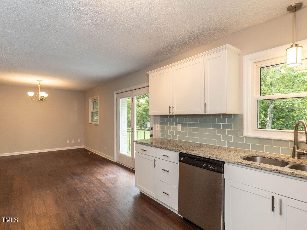 809 Lakeview Road Durham, NC 27712 - Photo 13 of 49 042-1280x960-kitchen-dining