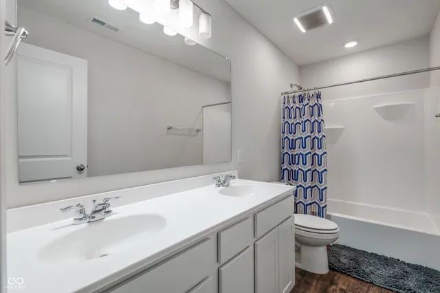 $465,000 | 2556 Redding Drive, Whitestown, IN 46075