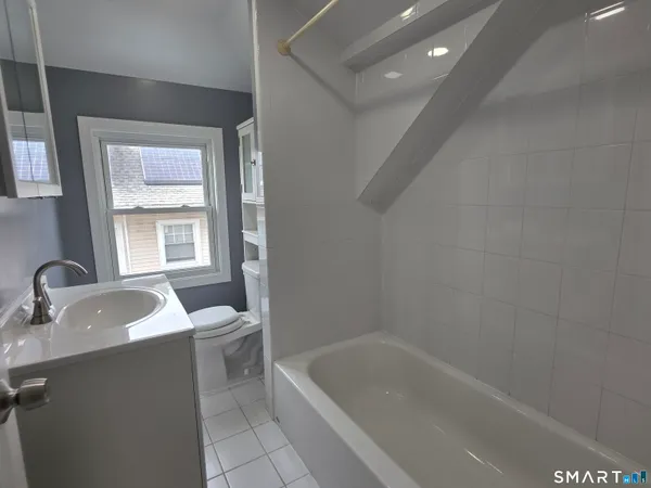 $2,200 | 68-70 Westfield Avenue, Bridgeport, CT 06606