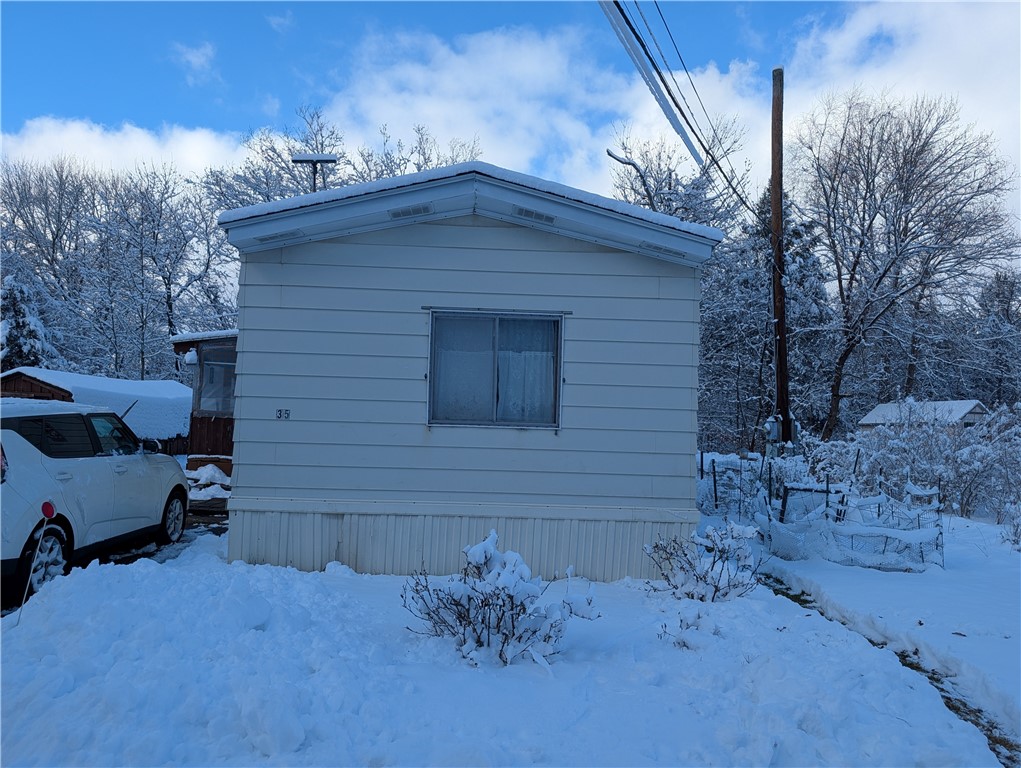 35 Diamond Hill Road Glocester, RI 02814 - Photo 2 of 10