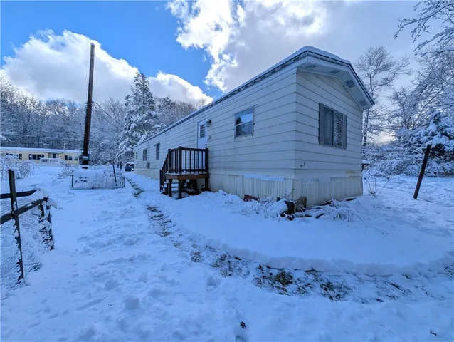 $99,900 | 35 Diamond Hill Road, Glocester, RI 02814