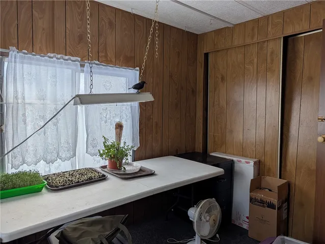 $99,900 | 35 Diamond Hill Road, Glocester, RI 02814