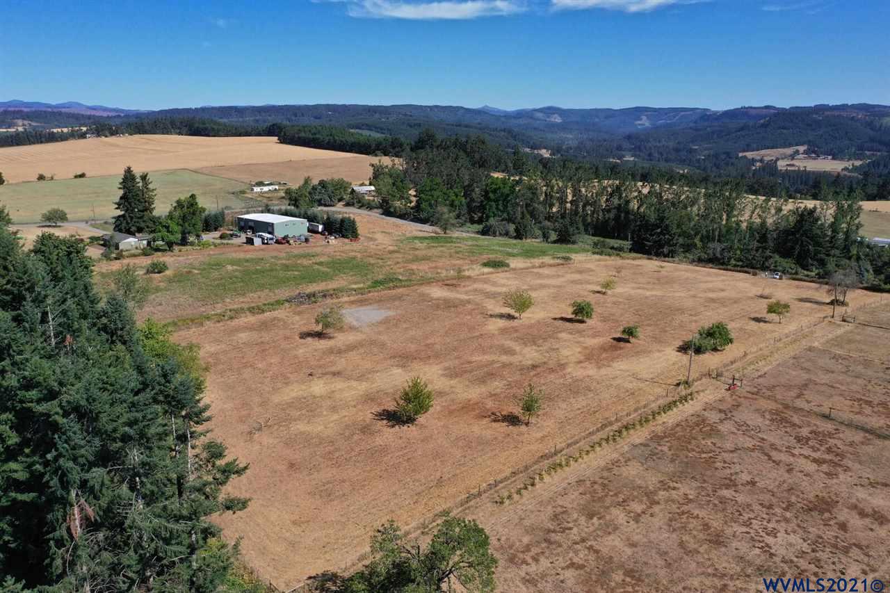 18009 Hazelnut Ridge Road Silverton, OR 97381 - Photo 1 of 12 Gallery Image 1