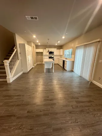 $2,475 | 2124 Las Rosas Avenue, Clovis, CA 93619