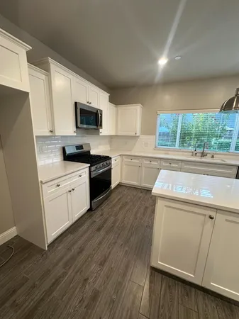 $2,475 | 2124 Las Rosas Avenue, Clovis, CA 93619
