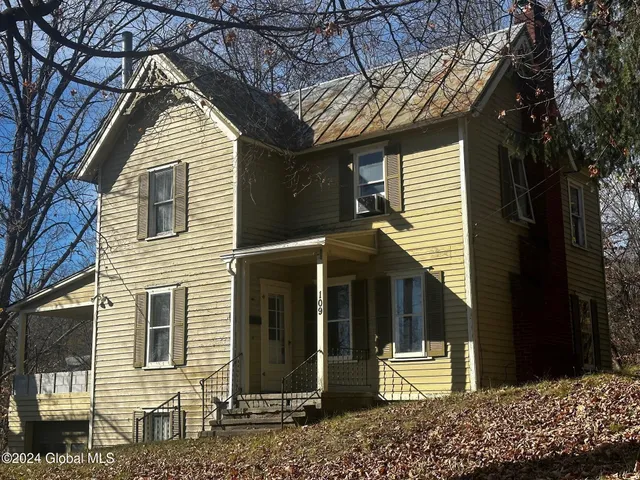 $100,000 | 109 High Street, Cobleskill, NY 12043