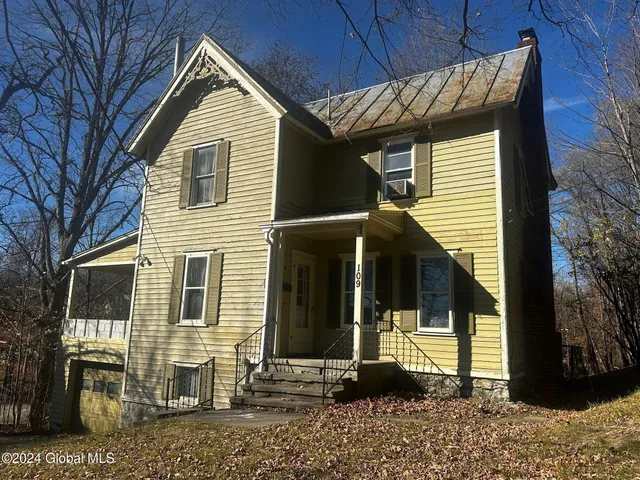 $100,000 | 109 High Street, Cobleskill, NY 12043