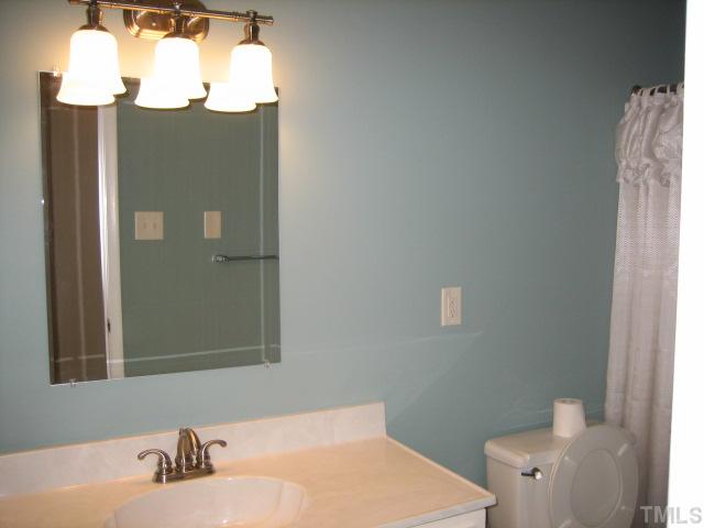109 Cathy Road Carrboro, NC 27510 - Photo 6 of 10 Gallery Image 6