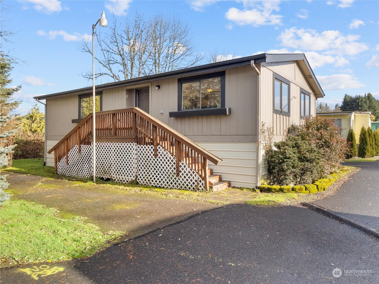 621 Nick Road, Unit 13 Centralia, WA 98531 - Photo 3 of 24 Gallery Image 3