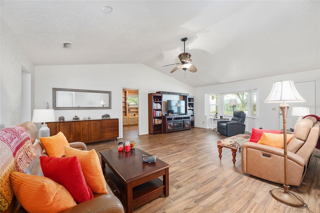 8560 Southwest 90th Street, Unit E Ocala, FL 34481 - Photo 21 of 59