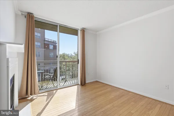 $2,600 | 3830 9th Street North, Unit 508E, Arlington, VA 22203