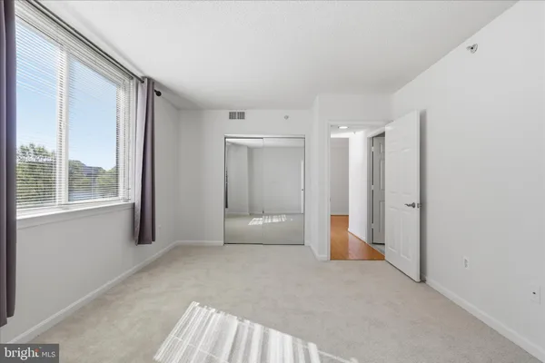 $2,600 | 3830 9th Street North, Unit 508E, Arlington, VA 22203