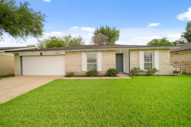 front view of house with a yard