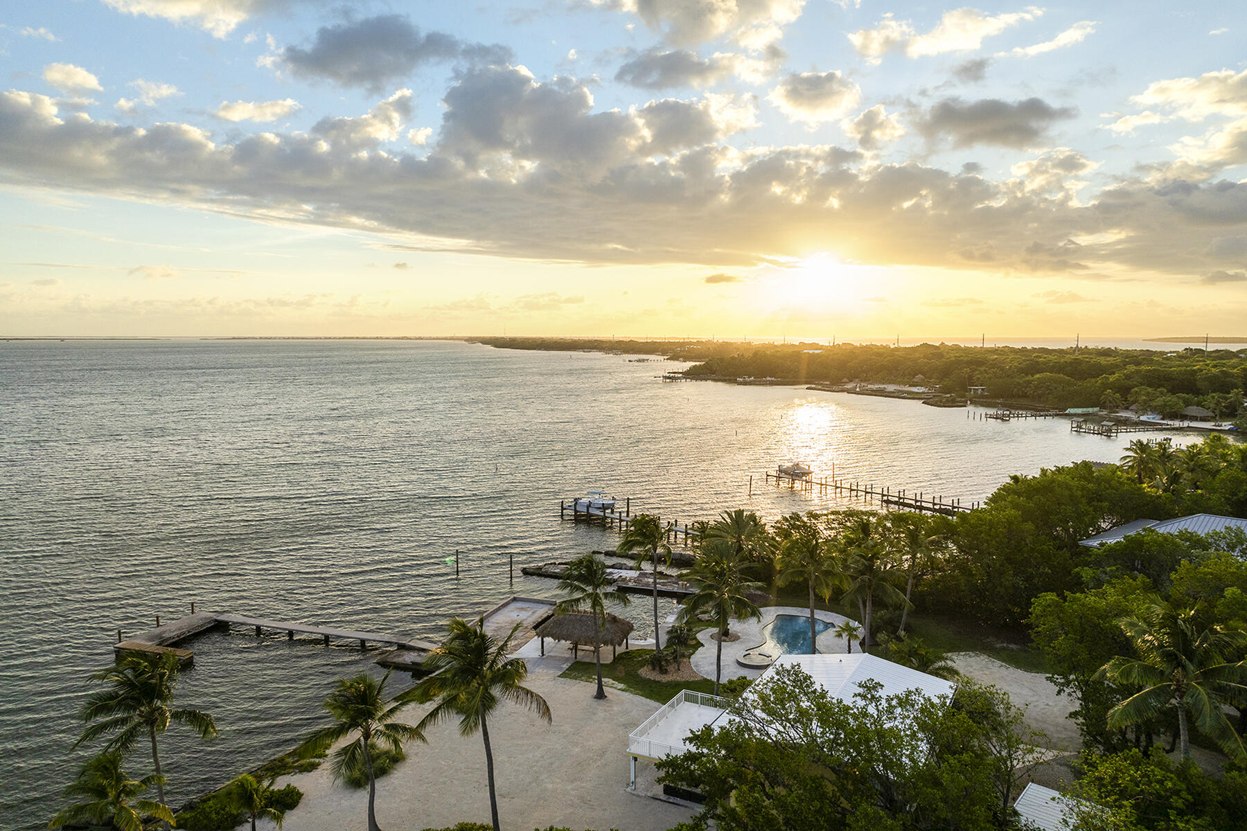 36 Sunset Road Key Largo, FL 33037 - Photo 25 of 55 a view of lake and ocean