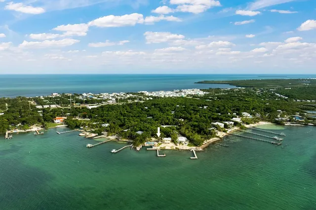 $5,300,000 | 36 Sunset Road, Key Largo, FL 33037