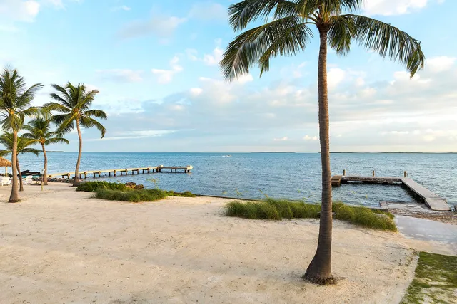 $5,300,000 | 36 Sunset Road, Key Largo, FL 33037