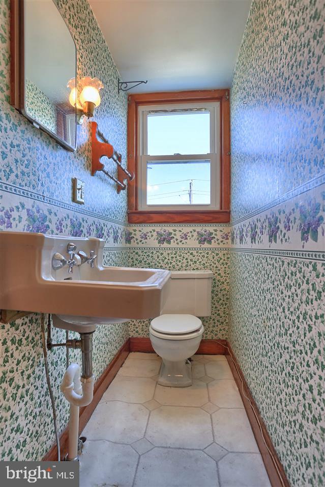 222 Roxbury Road Shippensburg, PA 17257 - Photo 8 of 25 Gallery Image 8