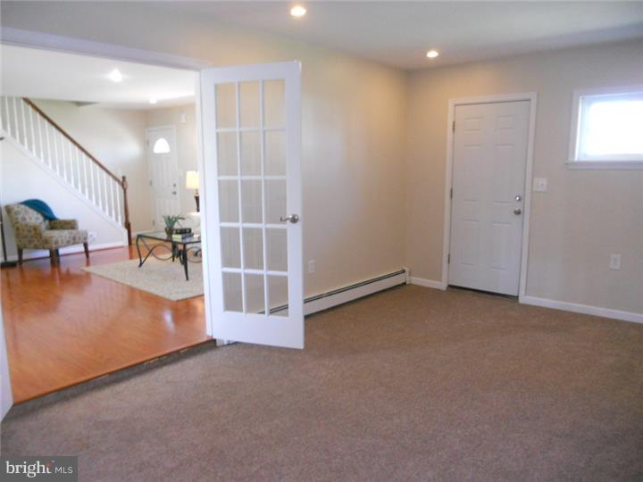 48 Plumtree Road Levittown, PA 19056 - Photo 9 of 17 Family Room
