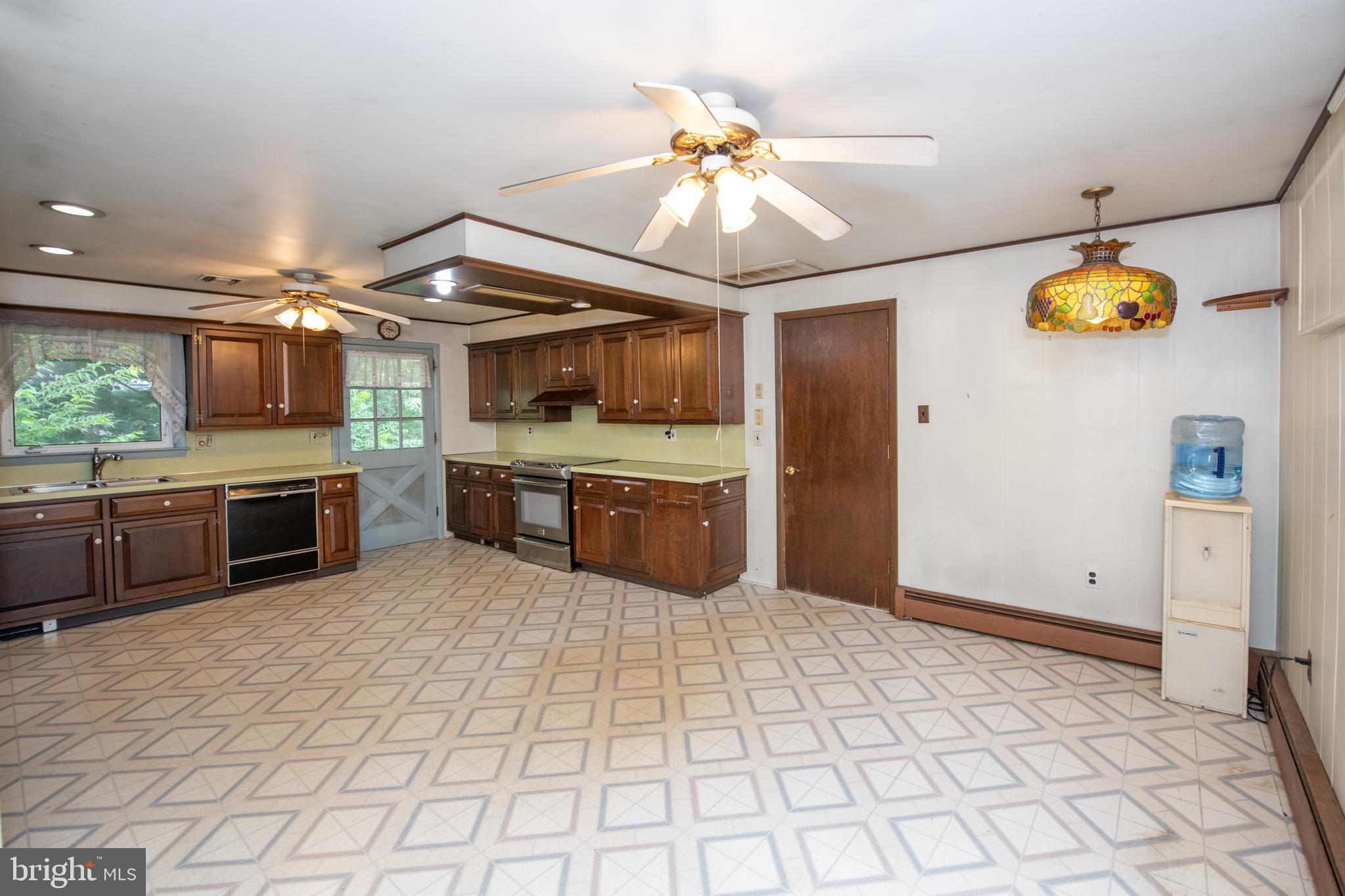 2711 Line Lexington Road Hatfield, PA 19440 - Photo 12 of 50 Gallery Image 12