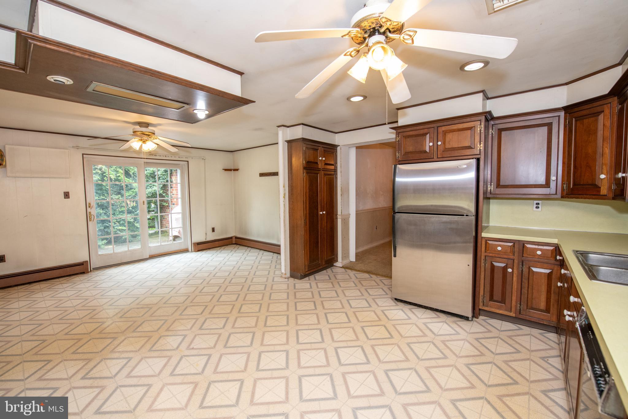 2711 Line Lexington Road Hatfield, PA 19440 - Photo 8 of 50 Gallery Image 8