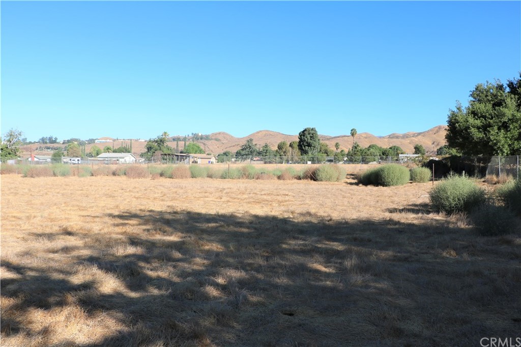 12419 13th Street Yucaipa, CA 92399 - Photo 11 of 23