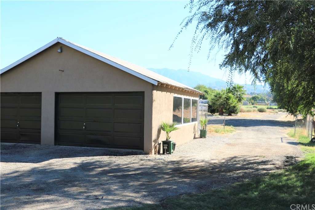 12419 13th Street Yucaipa, CA 92399 - Photo 5 of 23