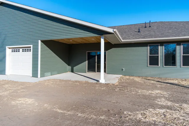 $899,900 | N1175 Breidel Coulee Road, La Crosse, WI 54601