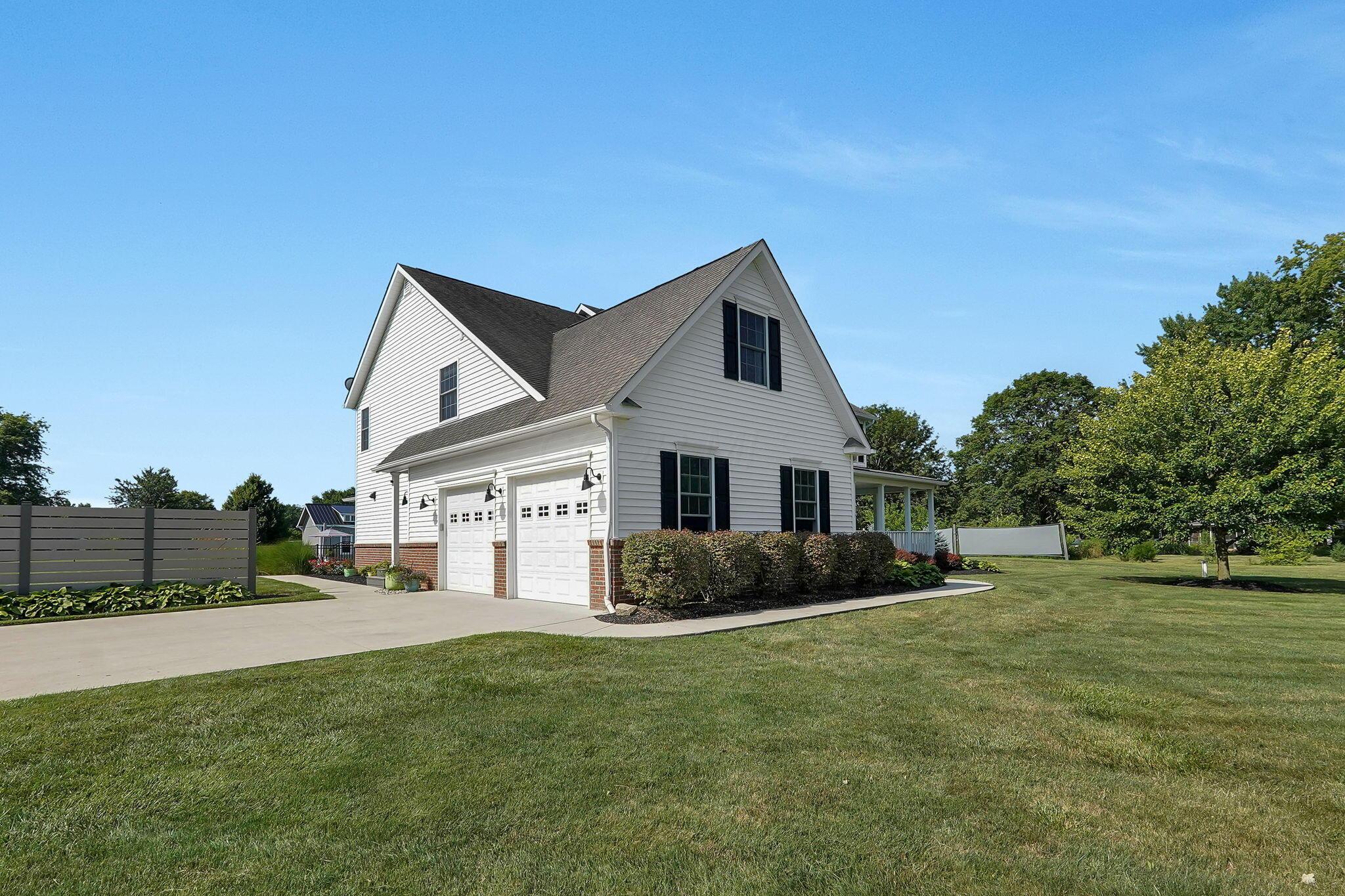 7525 Hayden Run Road Hilliard, OH 43026 - Photo 5 of 73 3-web-or-mls-7525-hayden-run-rd