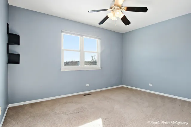 $339,900 | 443 East Stockton Court, Round Lake Beach, IL 60073