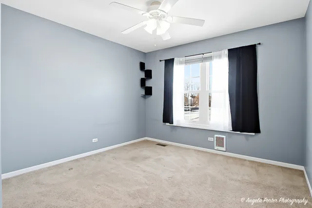 $339,900 | 443 East Stockton Court, Round Lake Beach, IL 60073