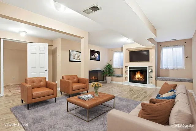 $339,900 | 443 East Stockton Court, Round Lake Beach, IL 60073