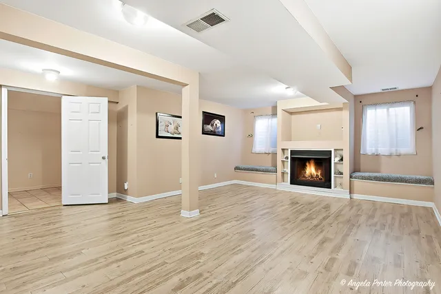 $339,900 | 443 East Stockton Court, Round Lake Beach, IL 60073