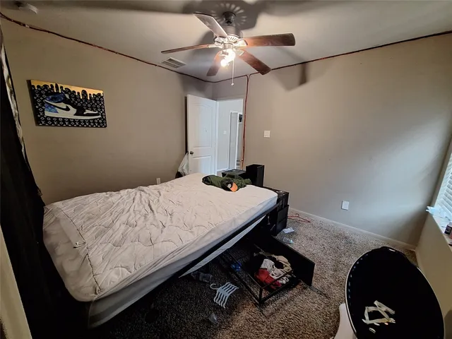 $257,000 | 211 Sea Breeze Drive, Bacliff, TX 77518