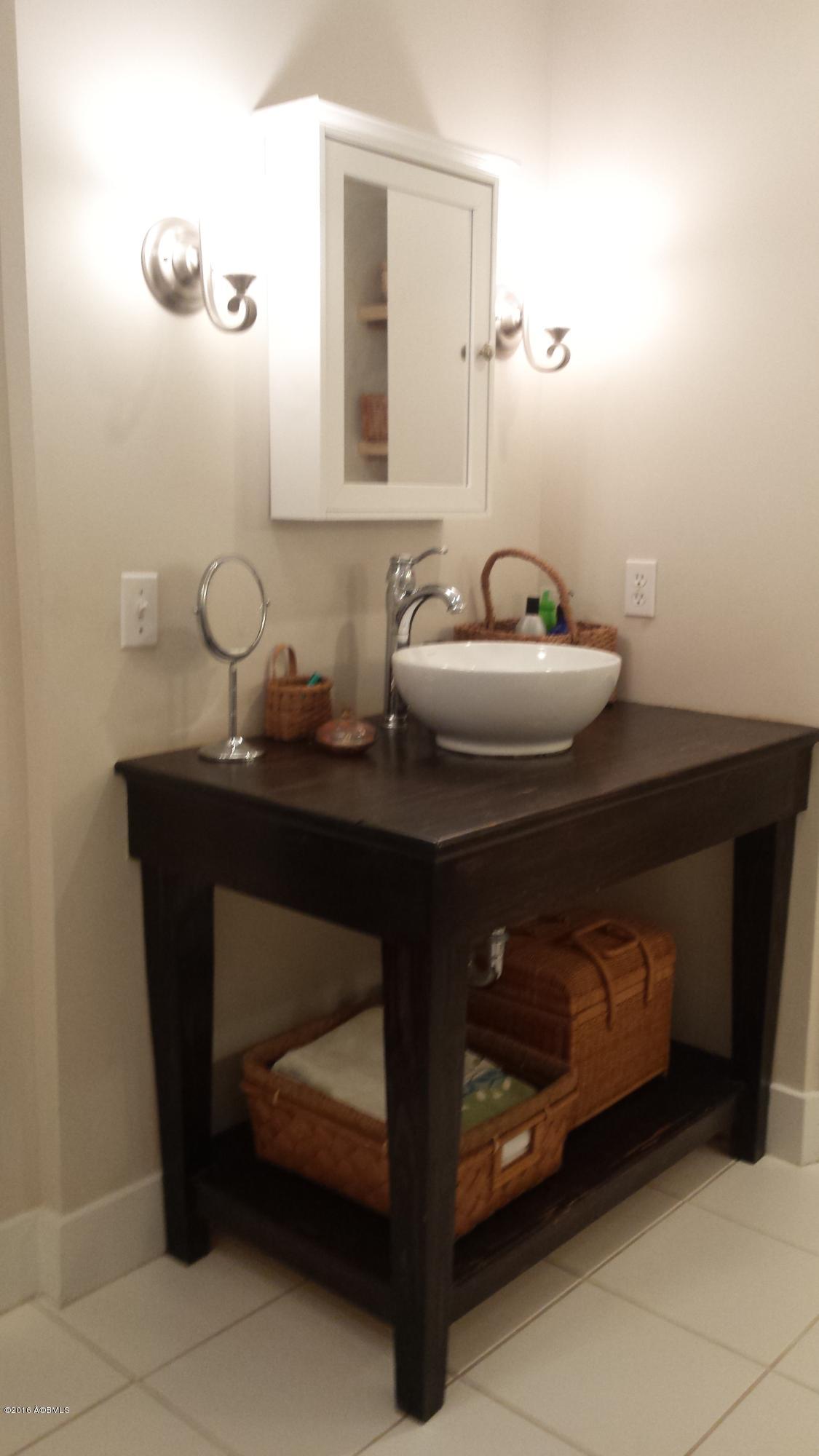 4040 Shell Point Road Beaufort, SC 29906 - Photo 23 of 35 168