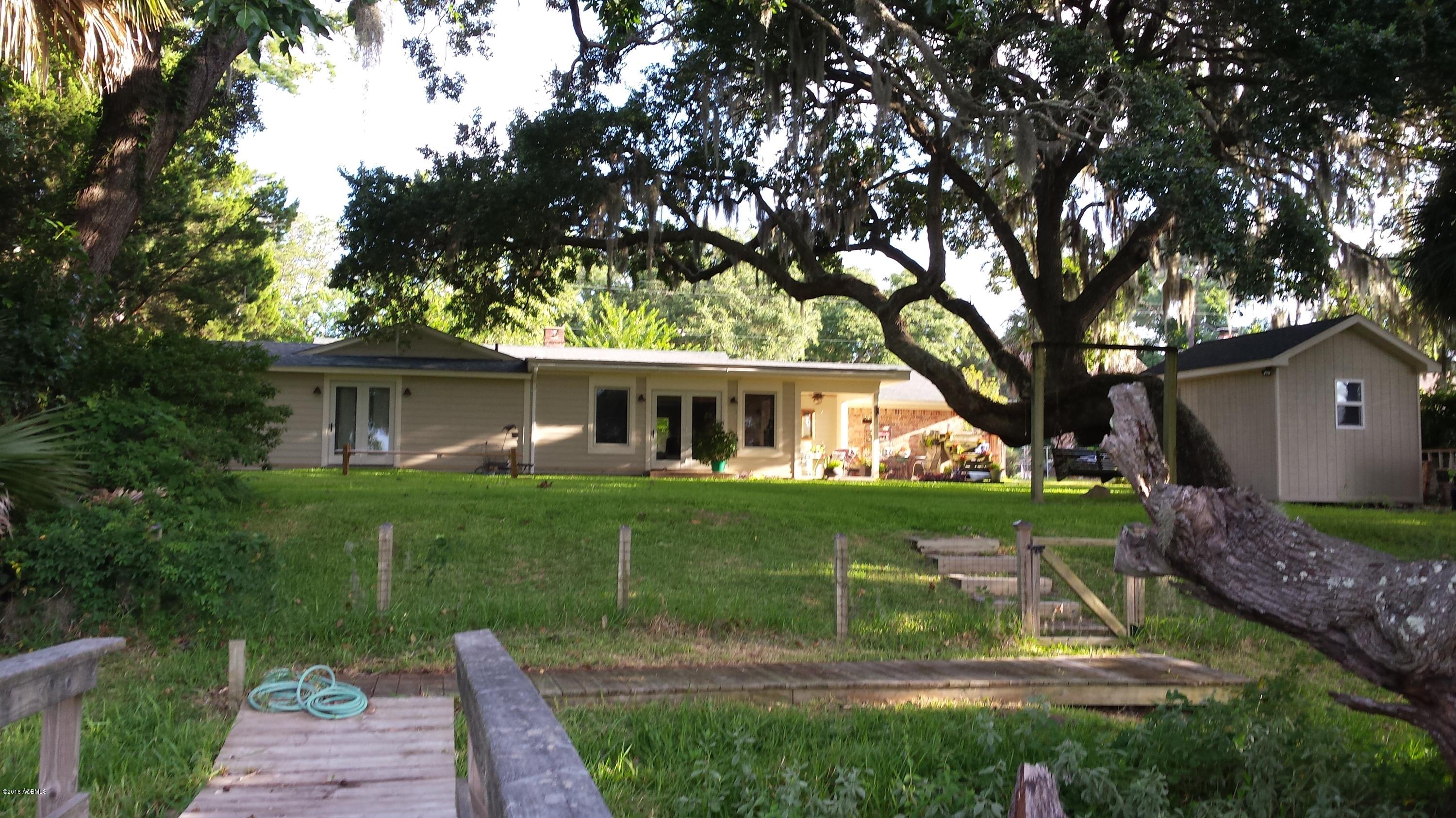 4040 Shell Point Road Beaufort, SC 29906 - Photo 7 of 35 202