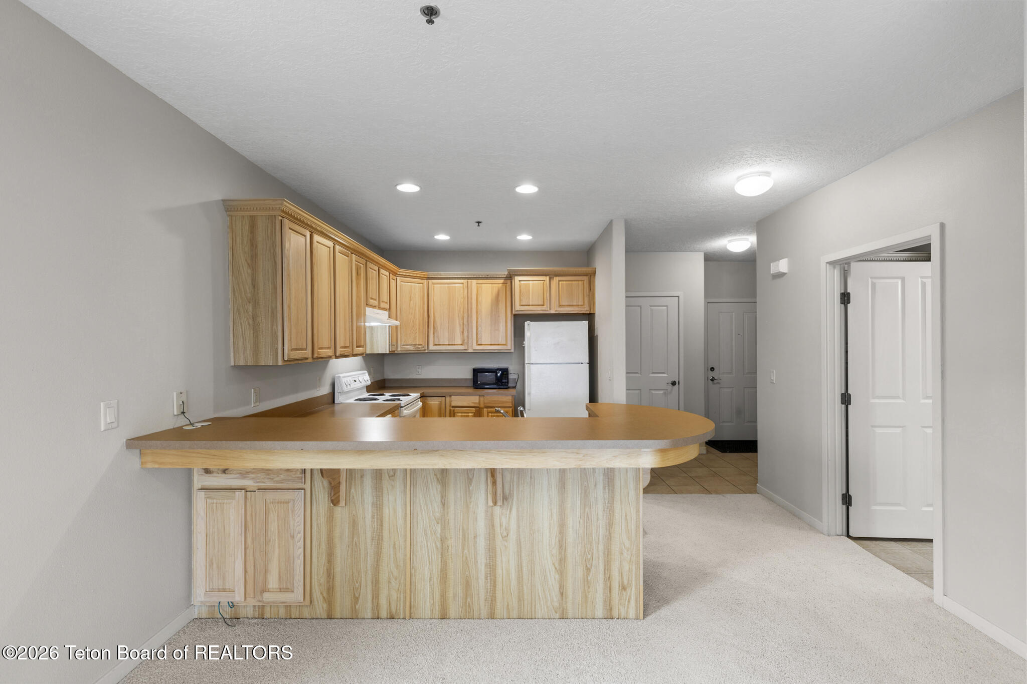 1325 Highway 89, Unit 219 Jackson, WY 83001 - Photo 4 of 15 Kitchen